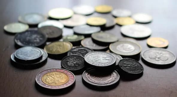 Jak oszczedzac pieniadze na poduszkę finansową – 7 prostych trików